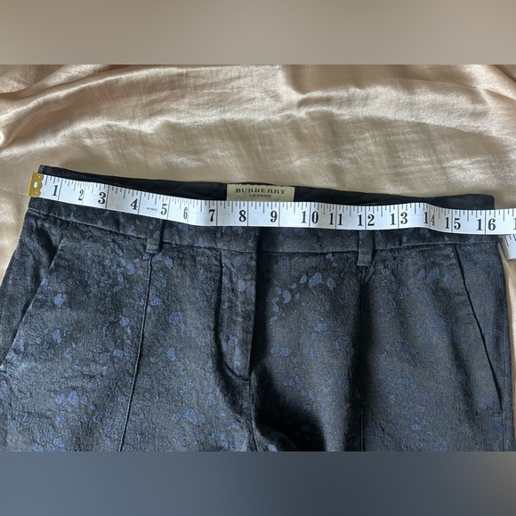 Burberry pants. - Picture 5 of 6